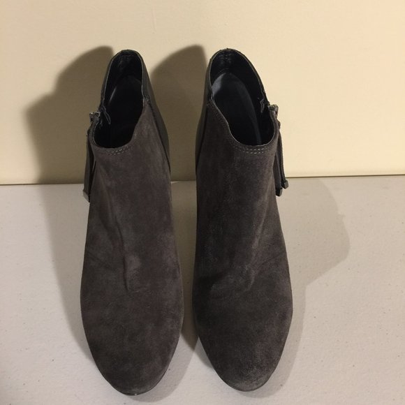 Franco Sarto Ladies Heeled Booties Size 7.5 M Boots Black Grey - Picture 3 of 16